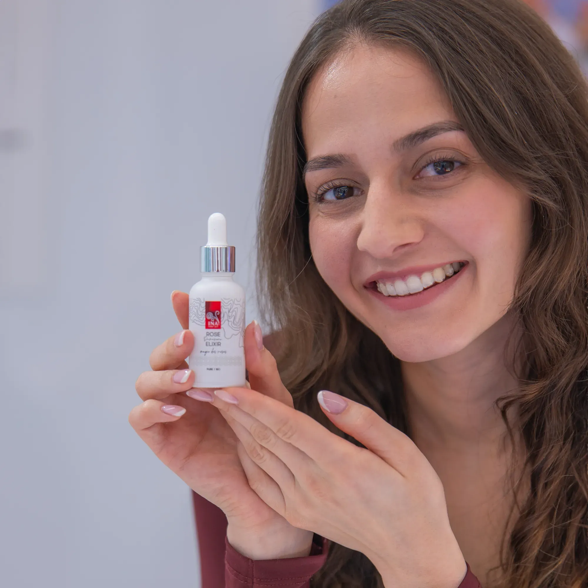 Intensyvus senėjimą stabdantis veido serumas su ekologišku rožių aliejumi – Rose Elixir
