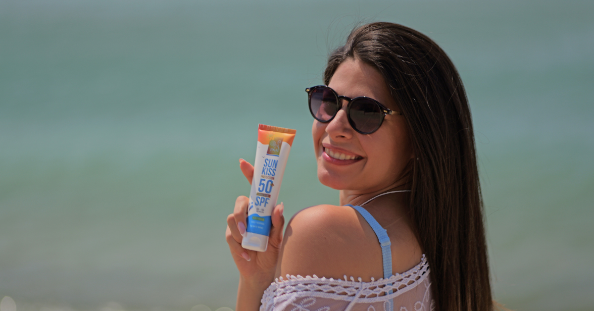 Natūralus apsauginis kremas nuo saulės veidui ir kūnui SPF 50 su Baltąja egle